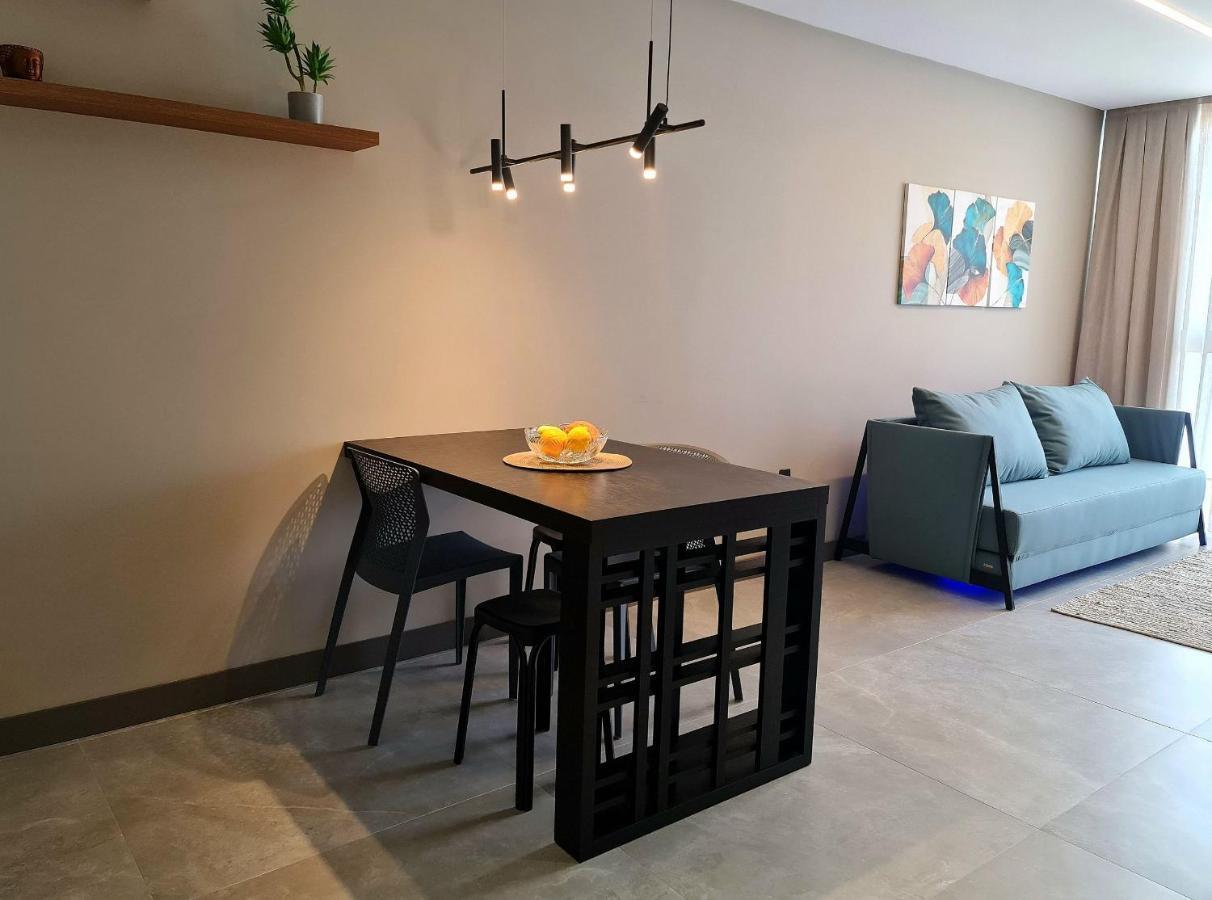 Seasons Bc Apartment Balneario Camboriu Exterior photo